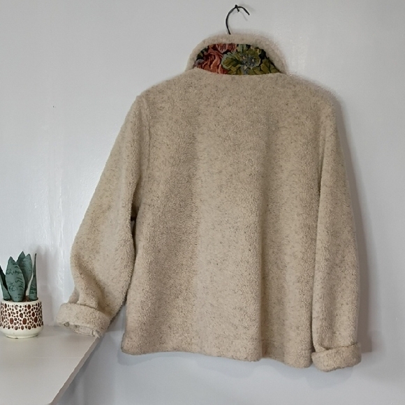 Orvis Tan Teddy Jacket Women’s Medium Needlepoint Embroidery Button Up - Picture 9 of 12